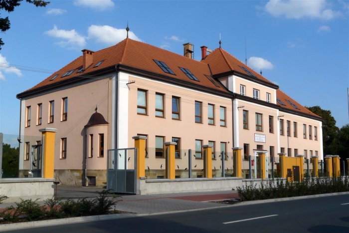 Gymnázium, Střední odborná škola a Vyšší odborná škola, Nový Bydžov