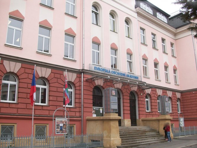 Evropská obchodní akademie, Děčín I, Komenského náměstí 2, příspěvková organizace