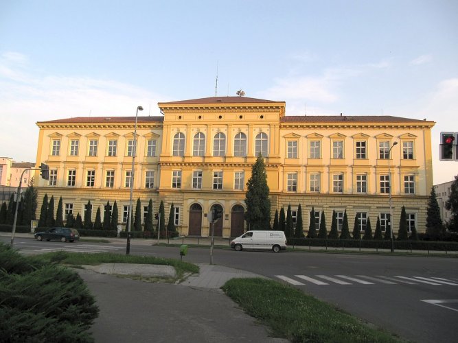 Gymnázium Jakuba Škody, Přerov, Komenského 29