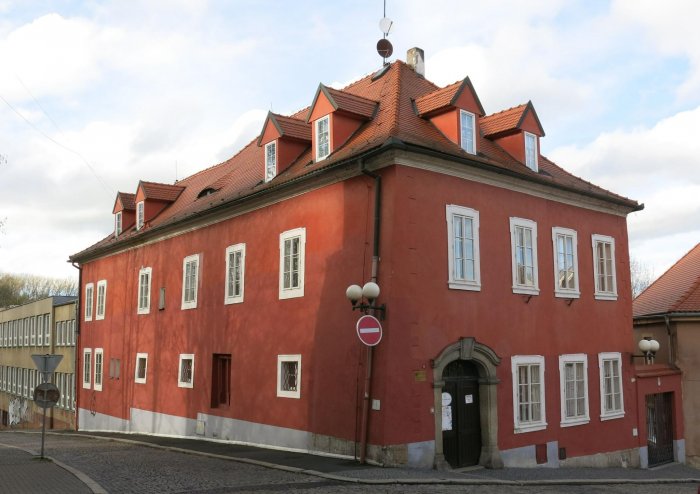 Svobodná chebská škola, základní škola a gymnázium s. r. o.