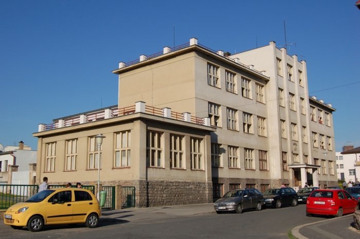 Vyšší odborná škola, Střední průmyslová škola a Obchodní akademie, Čáslav, Přemysla Otakara II. 938