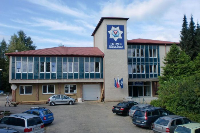 TRIVIS – Střední škola veřejnoprávní a Vyšší odborná škola bezpečnosti silniční dopravy Jihlava, s. r. o.