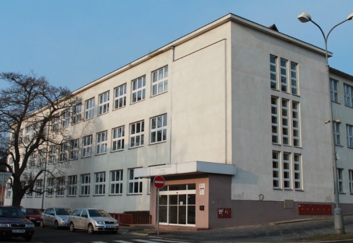 Střední průmyslová škola stavební, Mělník, Českobratrská 386
