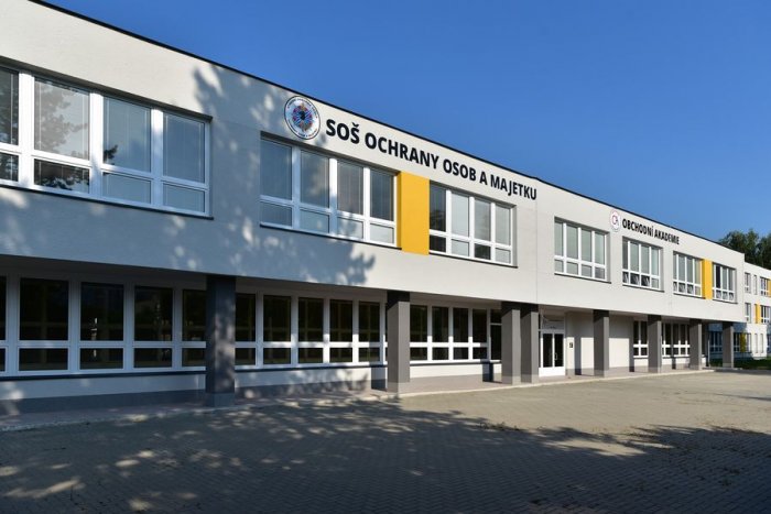 Obchodní akademie s. r. o.