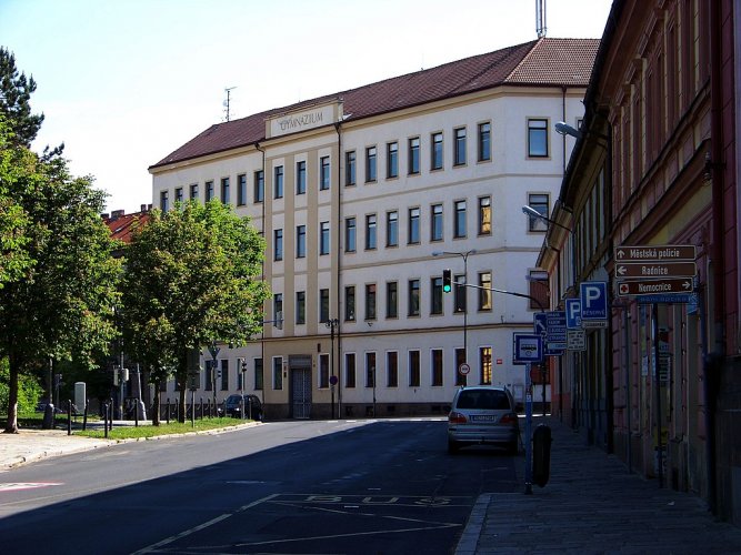 Gymnázium, Písek