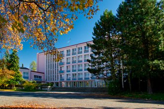Střední pedagogická škola, gymnázium a vyšší odborná škola Karlovy Vary, příspěvková organizace