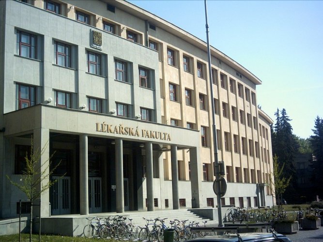 Lékařská fakulta v Hradci Králové