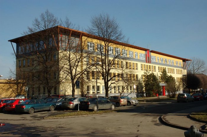 1st International School of Ostrava – mezinárodní gymnázium, s. r. o.