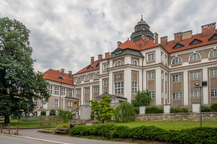 Gymnázium Aloise Jiráska, Litomyšl, T. G. Masaryka 590