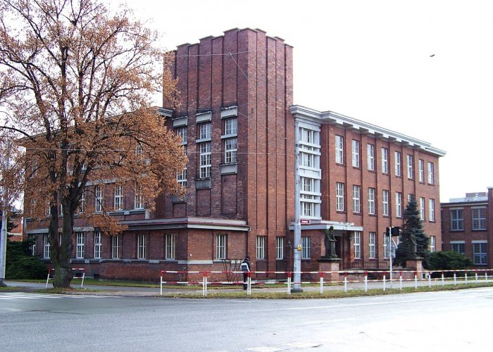 Střední průmyslová škola, Střední odborná škola a Střední odborné učiliště, Hradec Králové