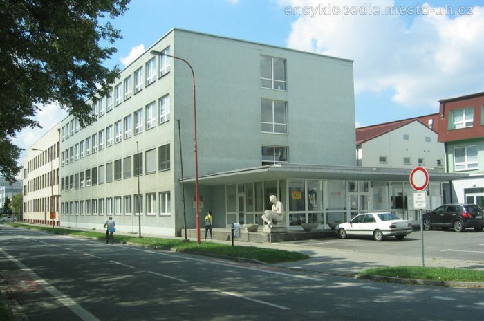 Střední škola průmyslová, hotelová a zdravotnická Uherské Hradiště