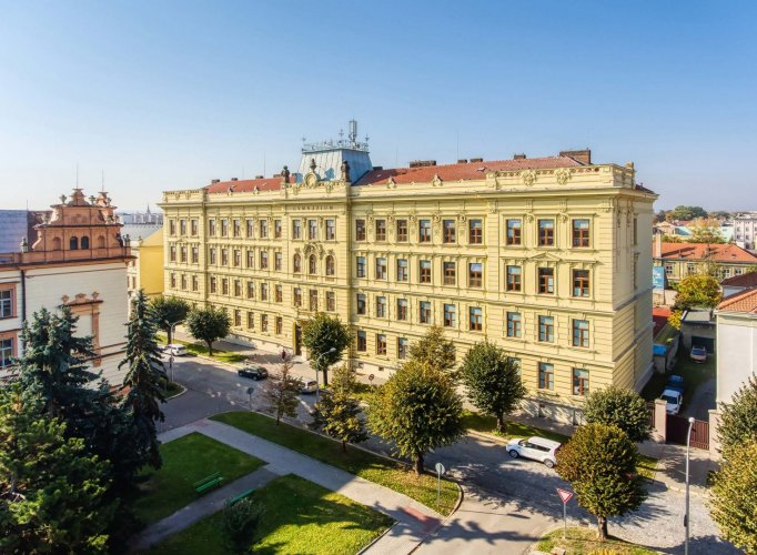 Gymnázium Jiřího Wolkera, Prostějov, Kollárova 3